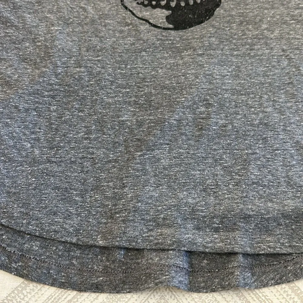 Chrldr Skull with Neon Yellow Stars Grey Tank Top - Image 2