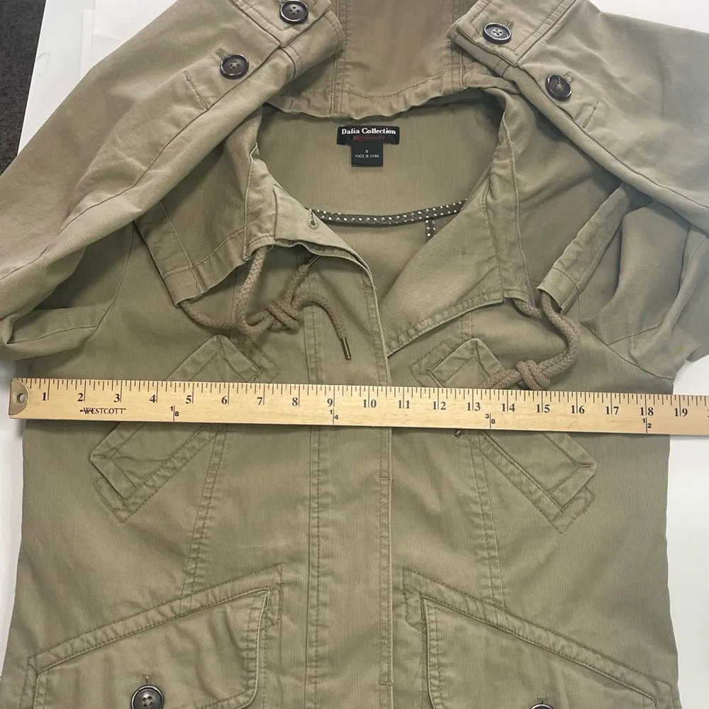 Dalia Collection Olive Green Utility Jacket with Hood and Drawstring Waist - Image 8