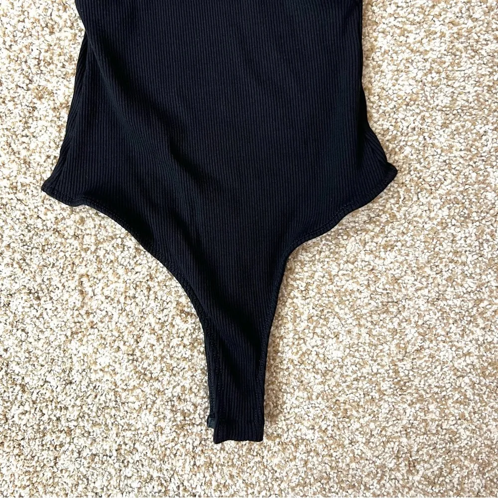 Lulus Lulu’s Black Ribbed Bodysuit Size Small Long Sleeve V Neck - Image 3