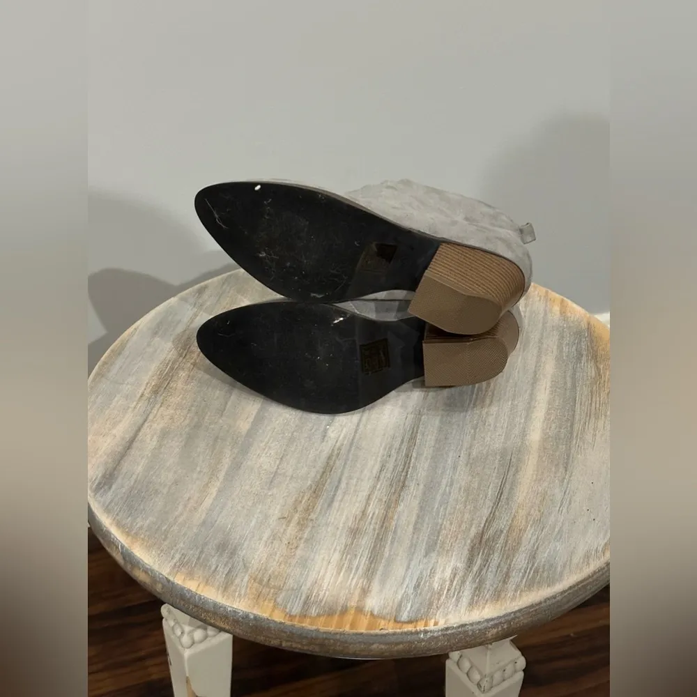 Beast Fashion Gray Suede block heel booties Size 7.5 - Image 8