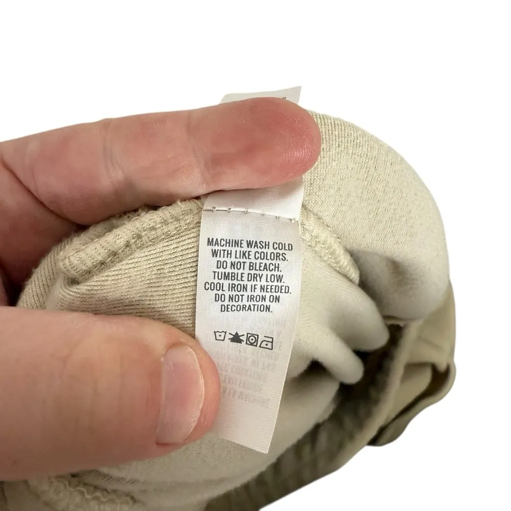 NWOT Aerie Offline Women’s Velvet Velour Joggers in Beige Size Medium - Image 9