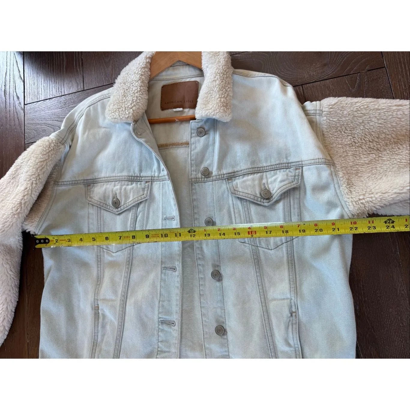 NWOT American Eagle Oversized Sherpa and Denim Jacket Size Medium - Image 6