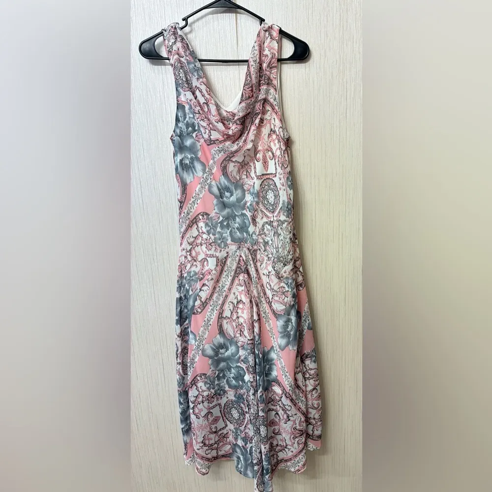 Vintage Y2K Robbie Bee Pink & Gray Cow Neck Dress | Baroque Floral 90s Glam 12 - Image 2