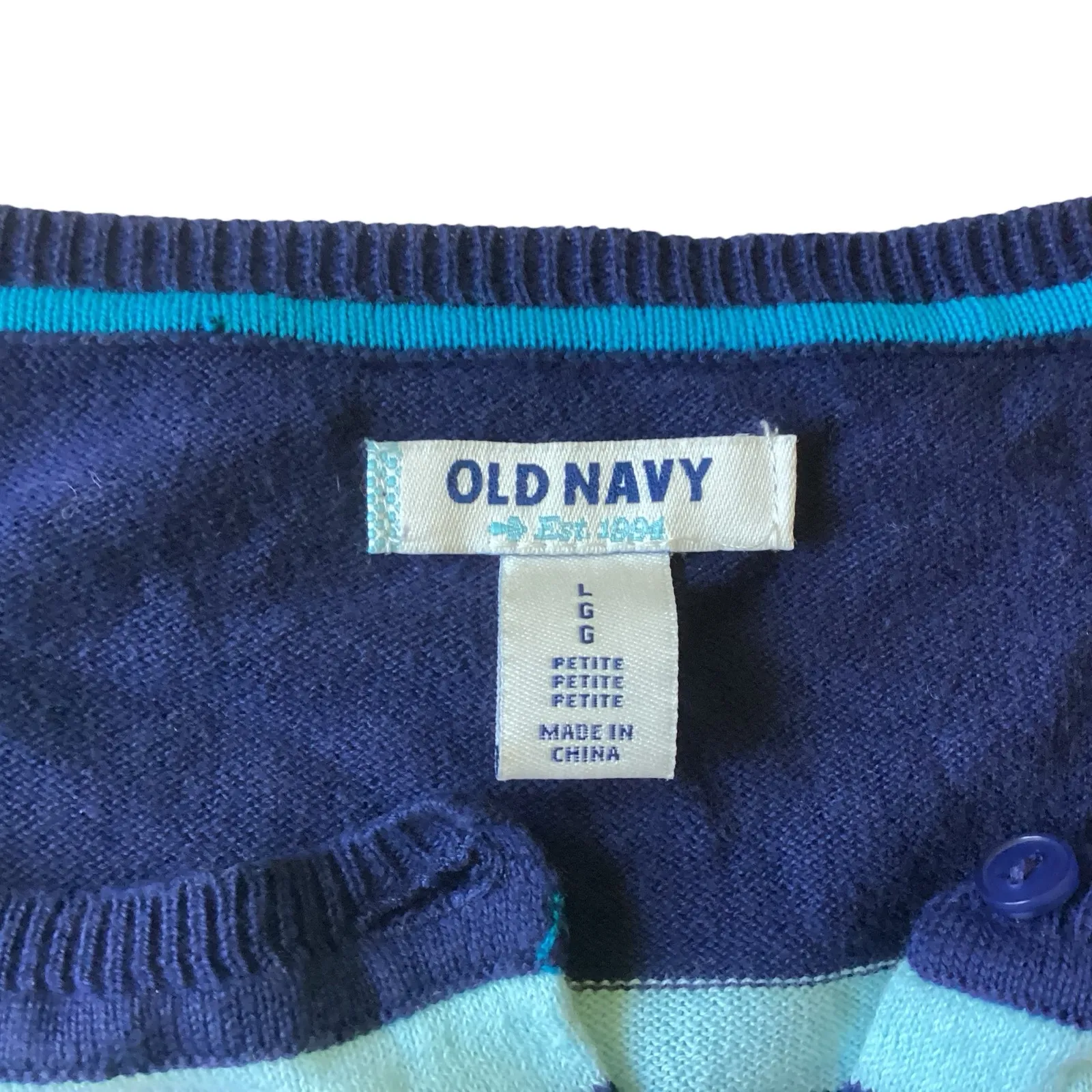 Old Navy Cropped Cardigan - Image 4