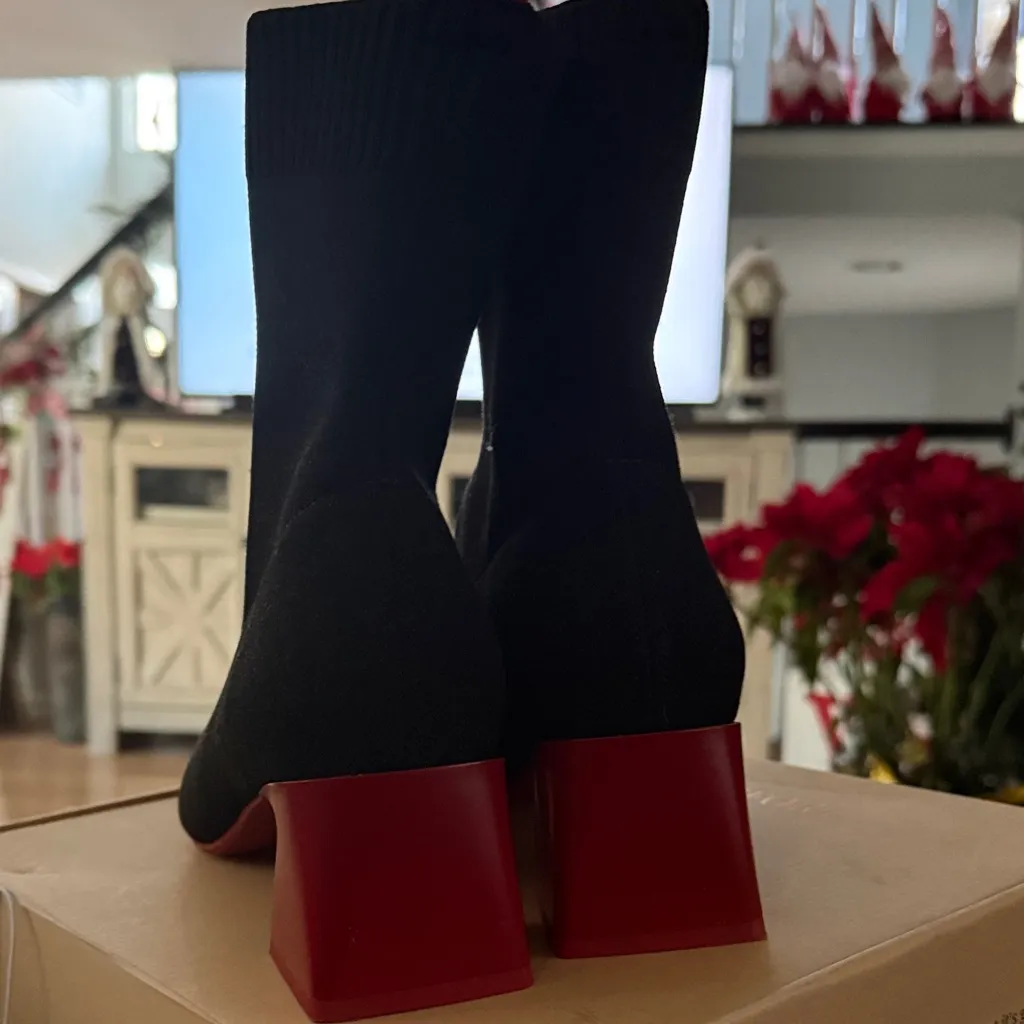 NIB Vivani Square - Image 4