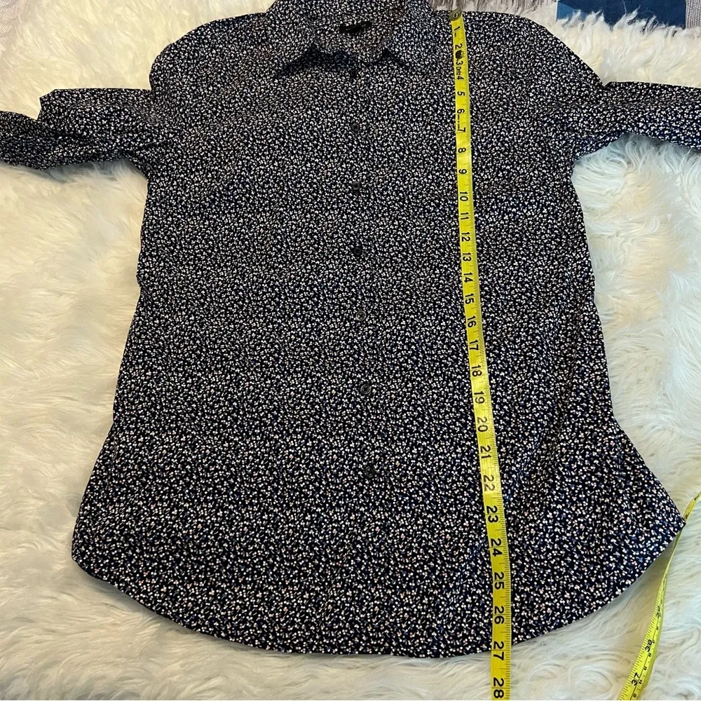 Ann Taylor Dark Blue & Speckled Button Down Dress Shirt Women’s Size 6 Cotton - Image 6