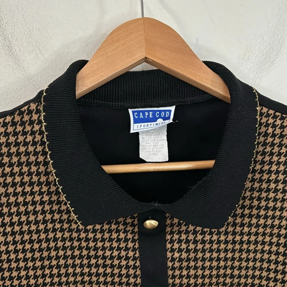 Vintage Cape Cod houndstooth print collared buttoned Sweater size XL Black - Image 5