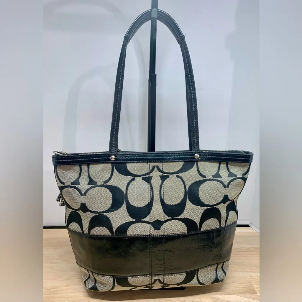 Coach Black Signature Tote Bag - Image 2