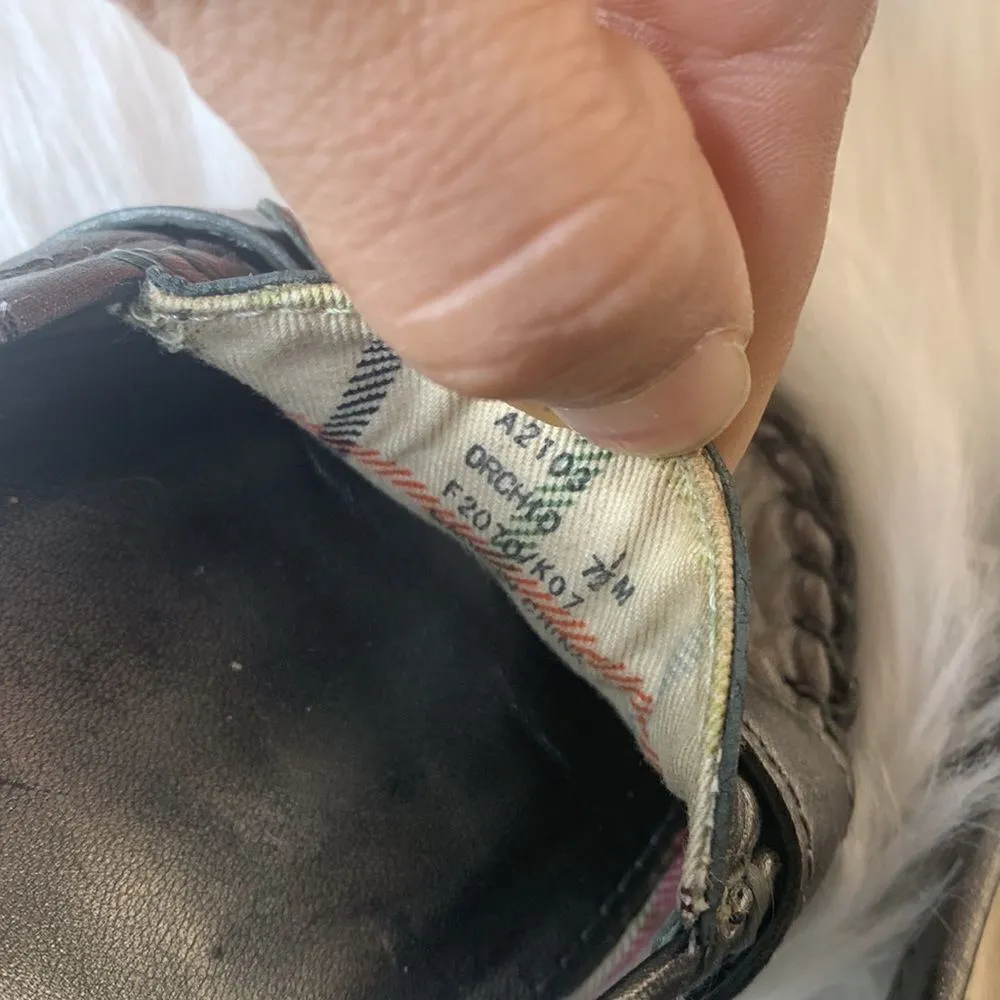 Coach  Metallic Silver Loafer Size 7.5 - Image 11