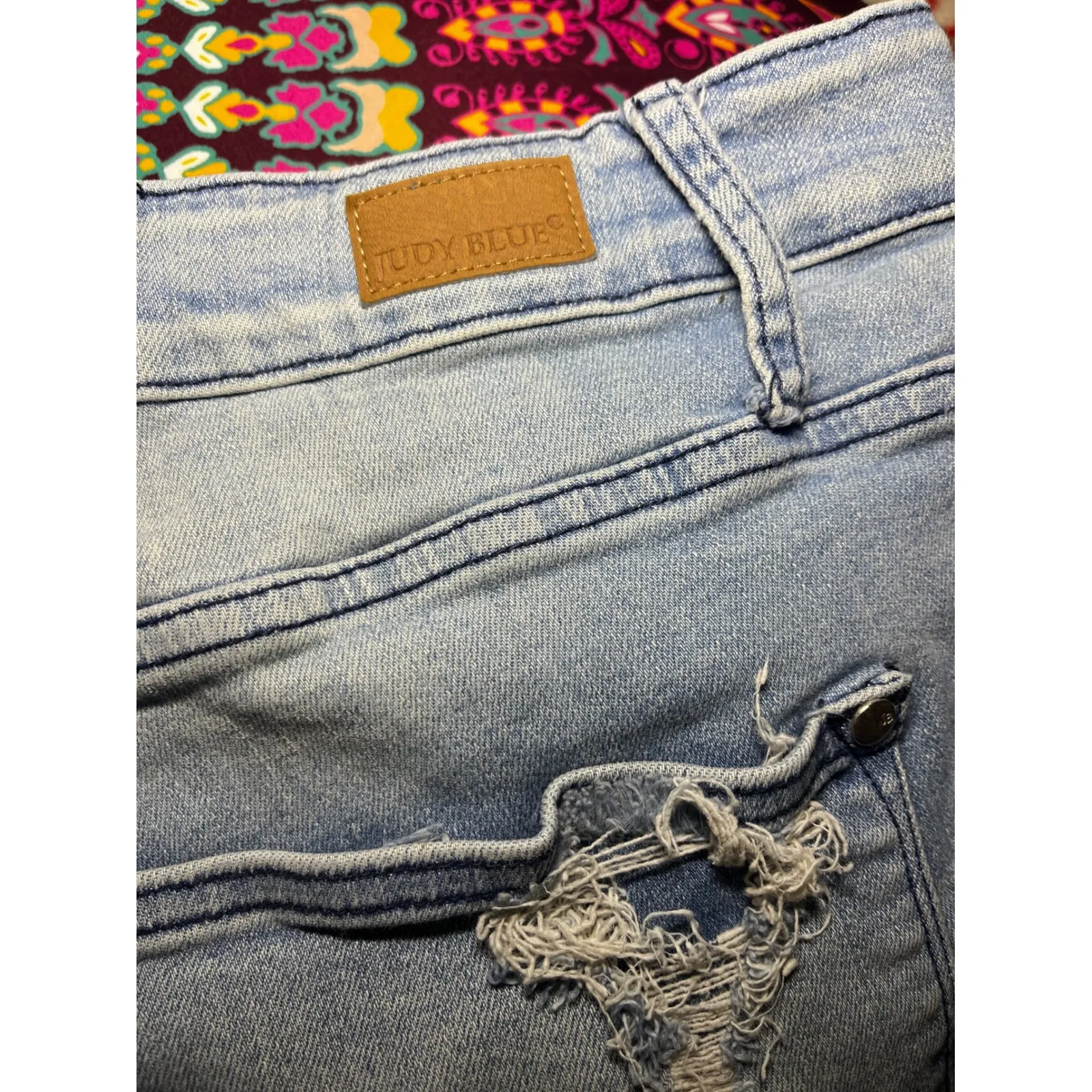 Judy Blue Women's Jeans Distressed Light Wash Cropped Flare Wide Leg Size 22W - Image 5