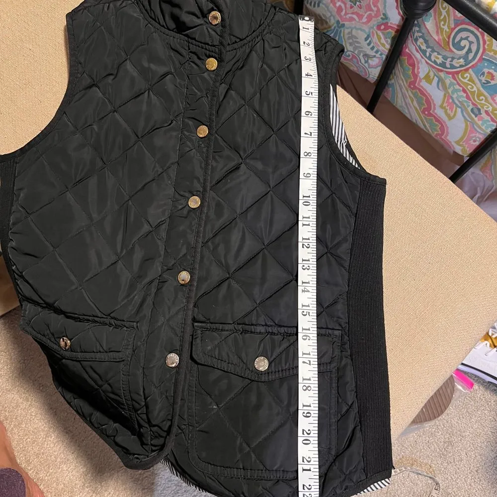 Adrienne Vittadini Black Quilted Vest with Gold Buttons and Striped Lining - Image 7