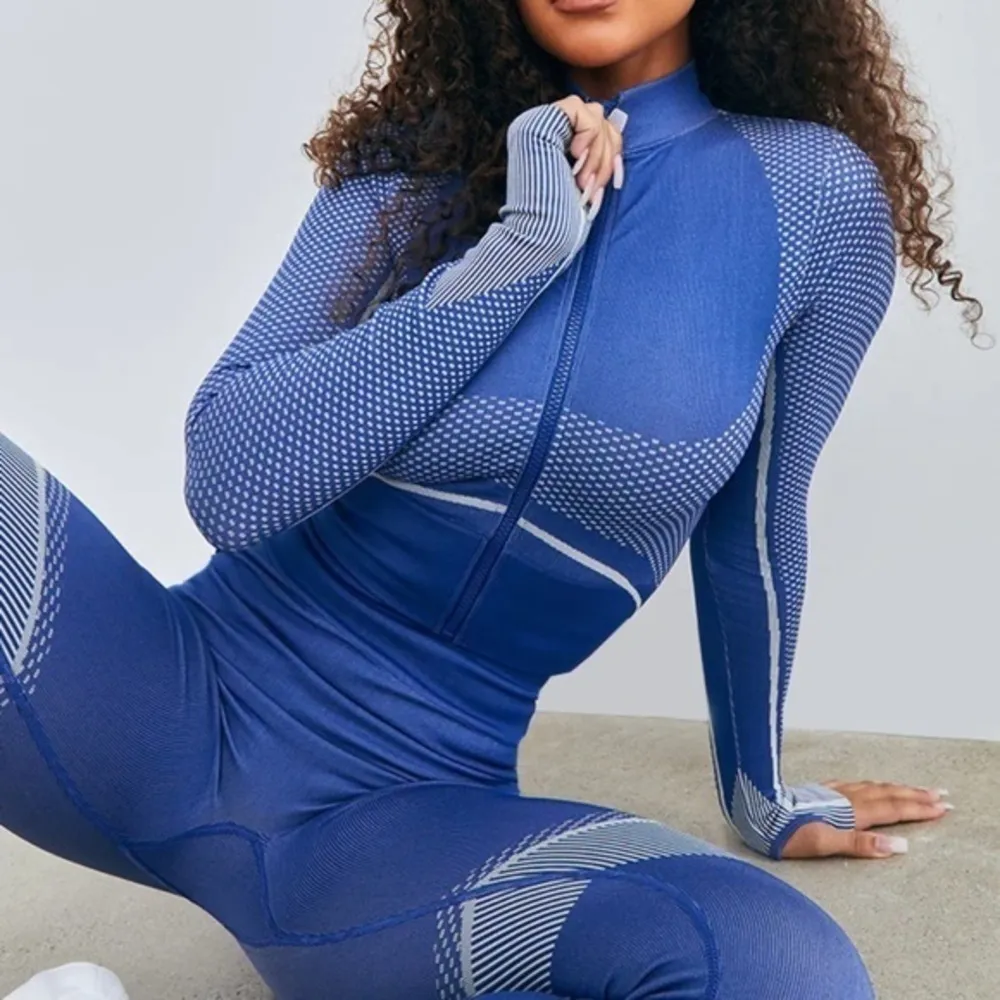 Pretty Little Ghings Seamless workout set - Image 6