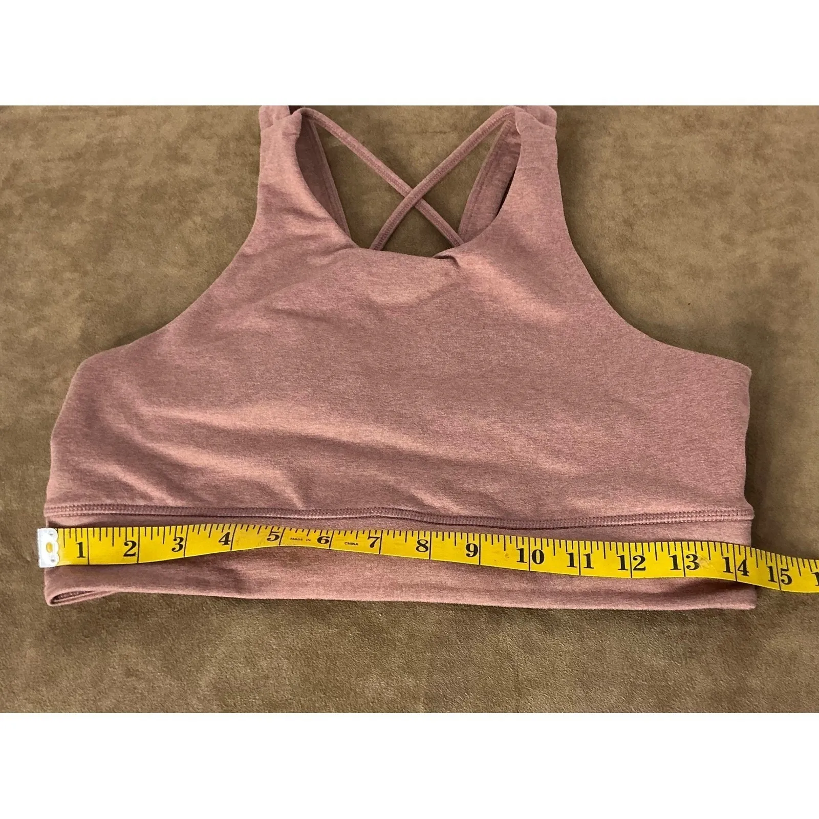 Vuori Women's Medium Cross Back Sports‎ Bra Crop Top Rust Mauve Yoga Athletic - Image 5