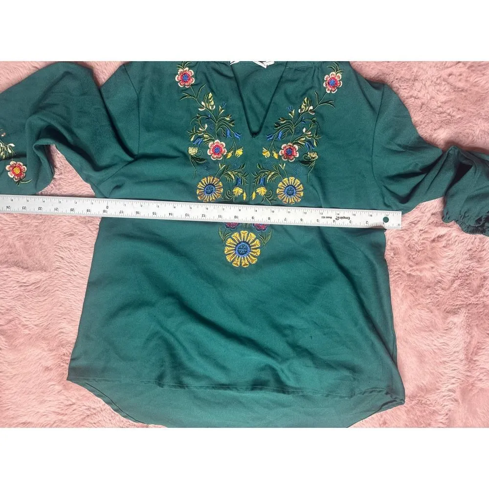 Available by Angela Fashion Green Floral Blouse Women’s Large - Image 3