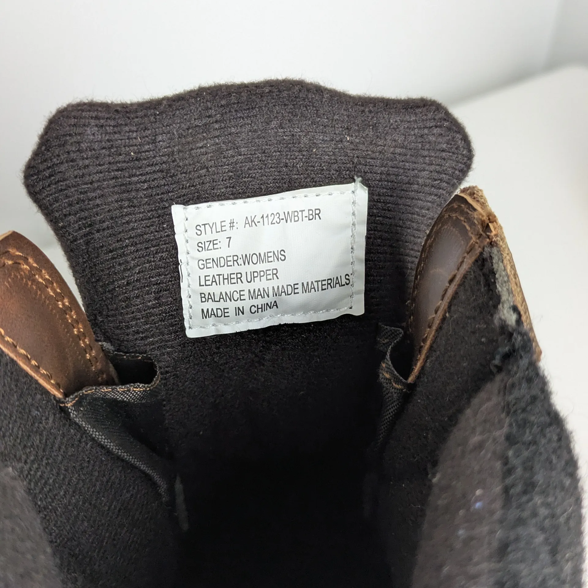 Natural Reflections Brown and Black Insulated Snow Boots Womens 7 - Image 9