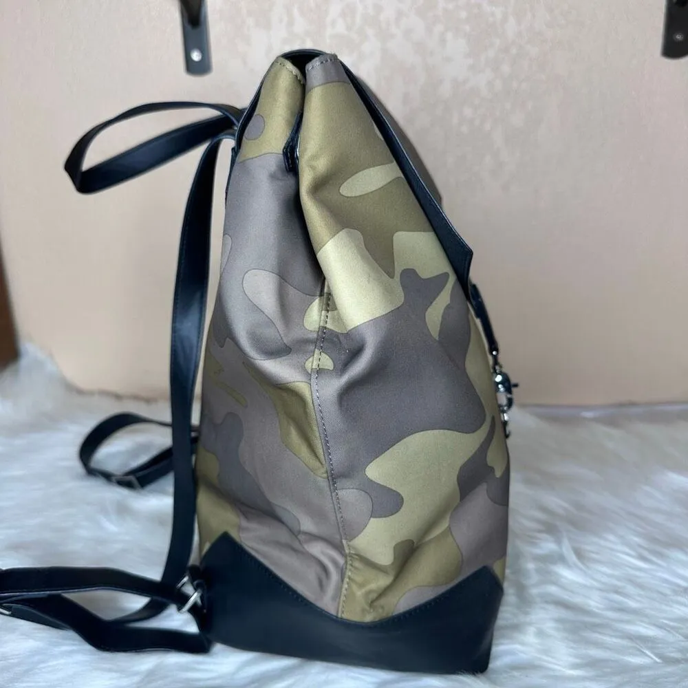 Stella & Dot Camo Backpack - Image 7