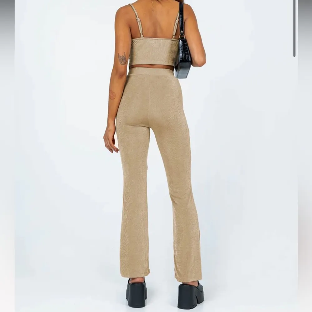 Tina Set Beige Size 8 (Top&Bottom sold as a set) - Image 2