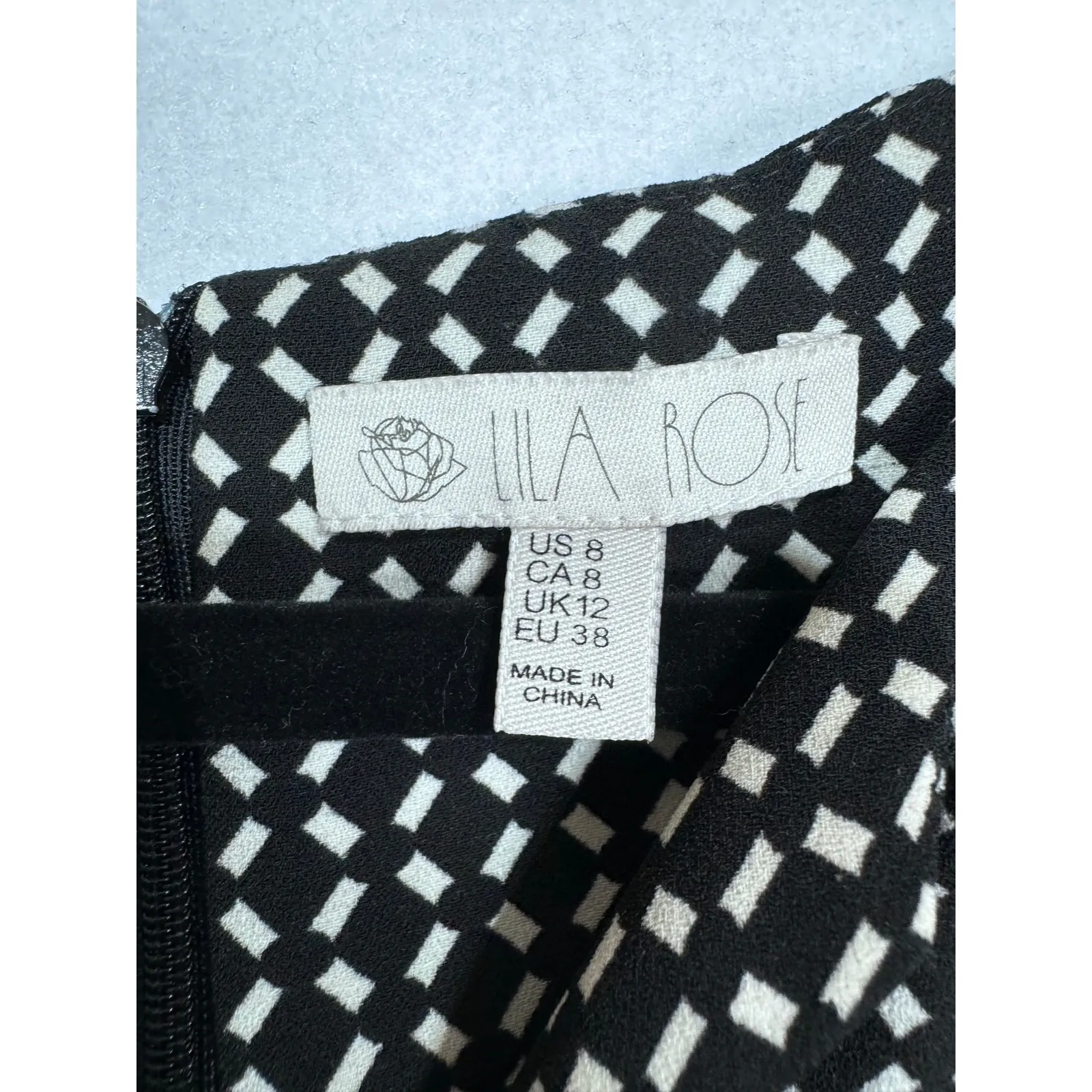 Lila Rose Black‎ White Geometric Print Long Sleeve Shift Dress Size 8 - Image 5