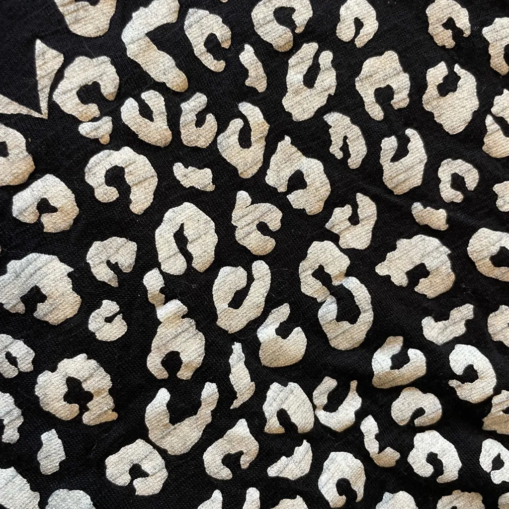 Sans Souci Leopard Heart Hi-Lo Racerback Tank Top with Back Zipper – Size Small - Image 2