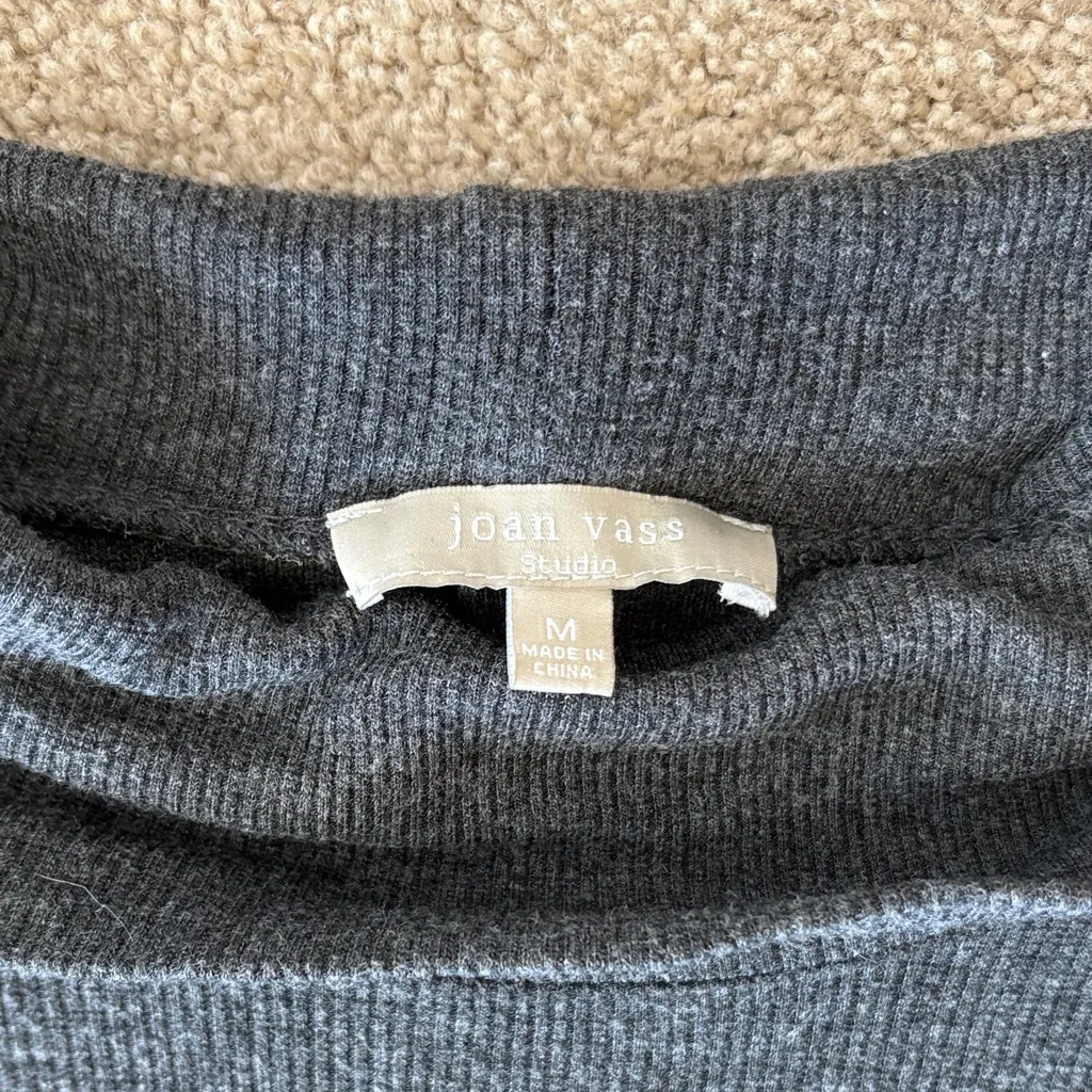 Grey ribbed turtleneck top - Image 2