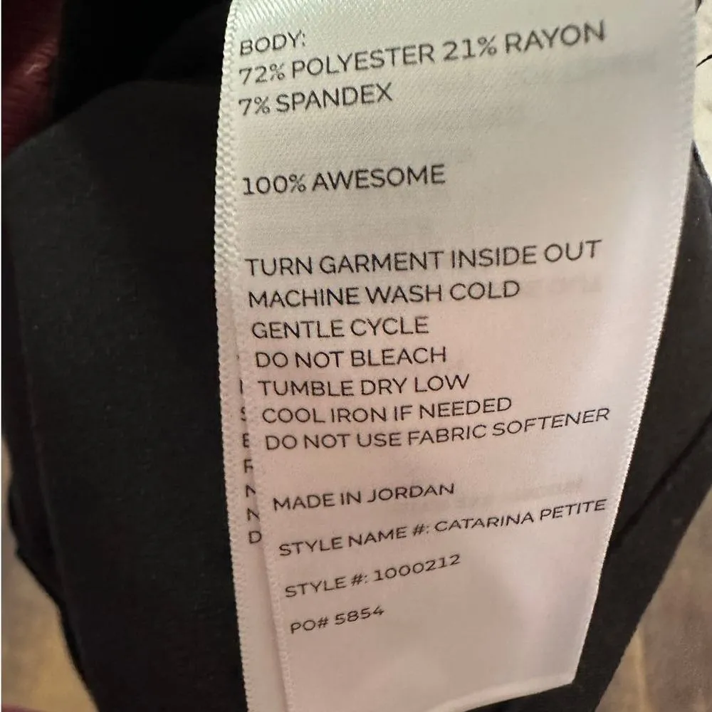 NWT Figs Black Catarina One-Pocket Scrub Top Size Small - Image 4