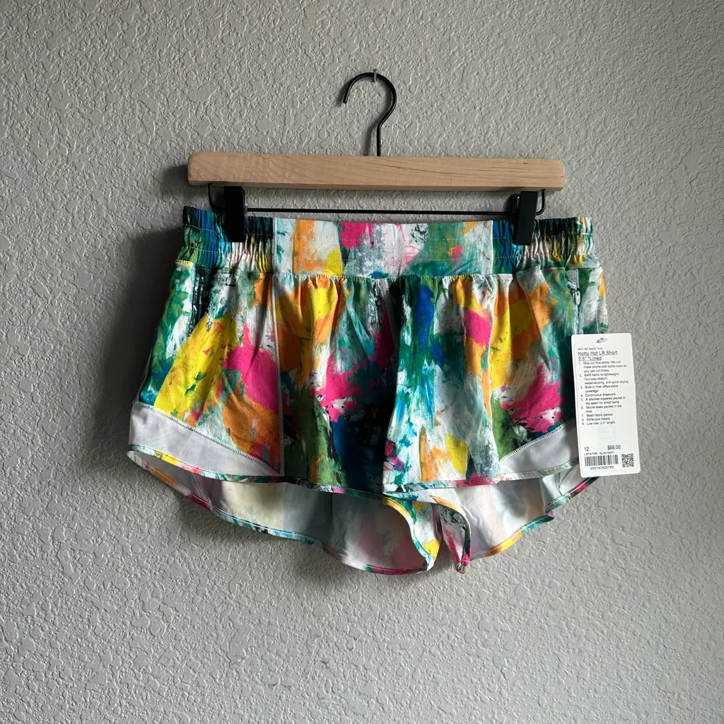 💚🆕Lululemon Hotty Hot No Limits Multicolor Athletic Shorts✨NWT✨ - Image 4