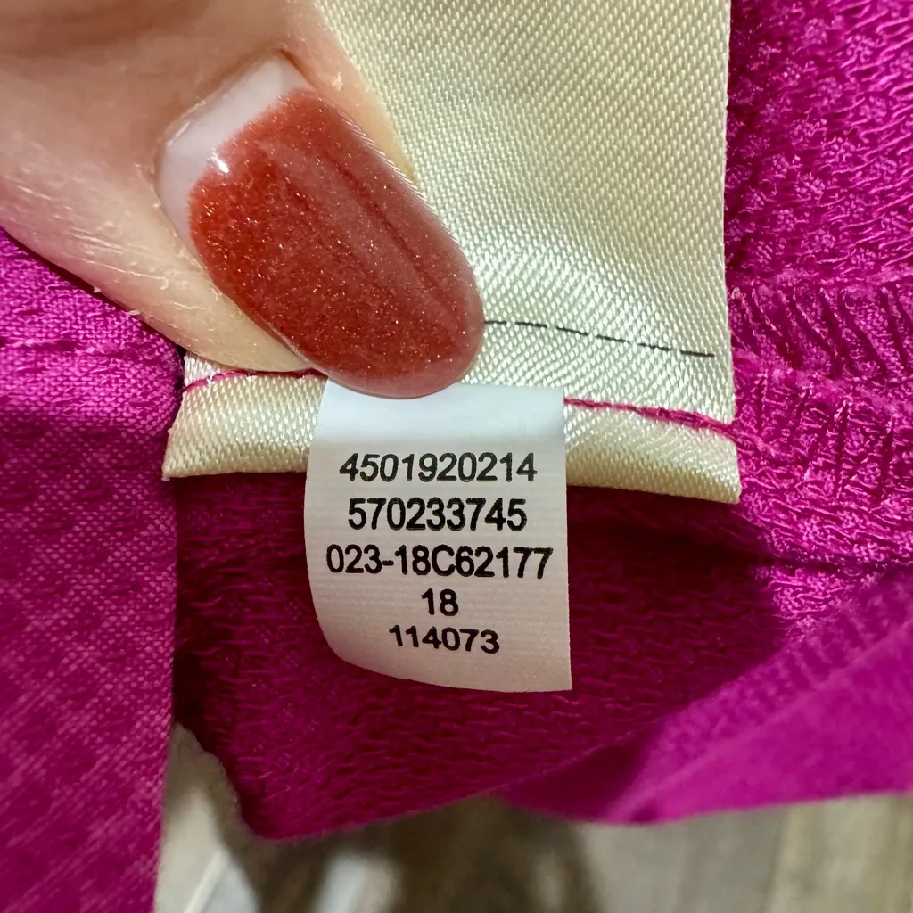 Chico’s Size 3 (XL) Magenta Textured Blazer | Hook & Eye Statement Jacket Pink - Image 12