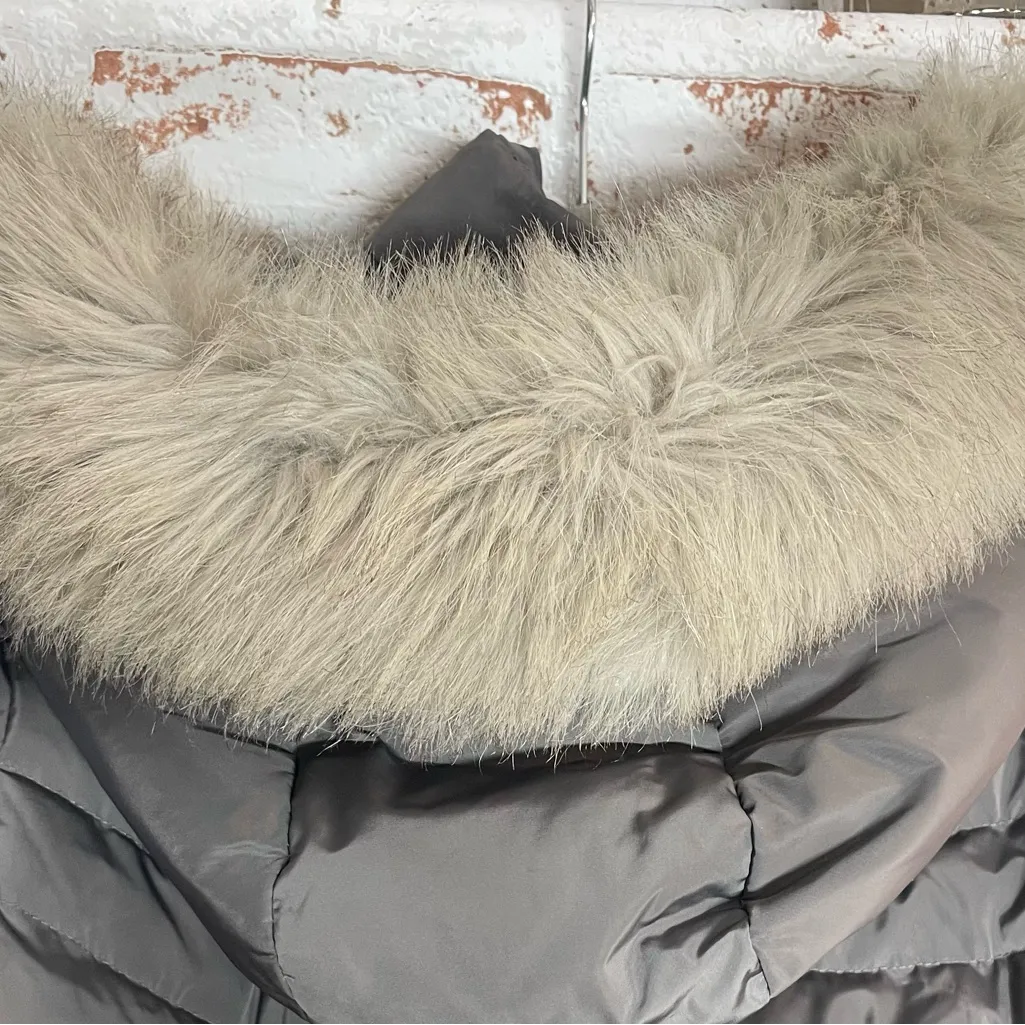 DKNY  Charcoal Down Hooded Puffer Coat - Image 7