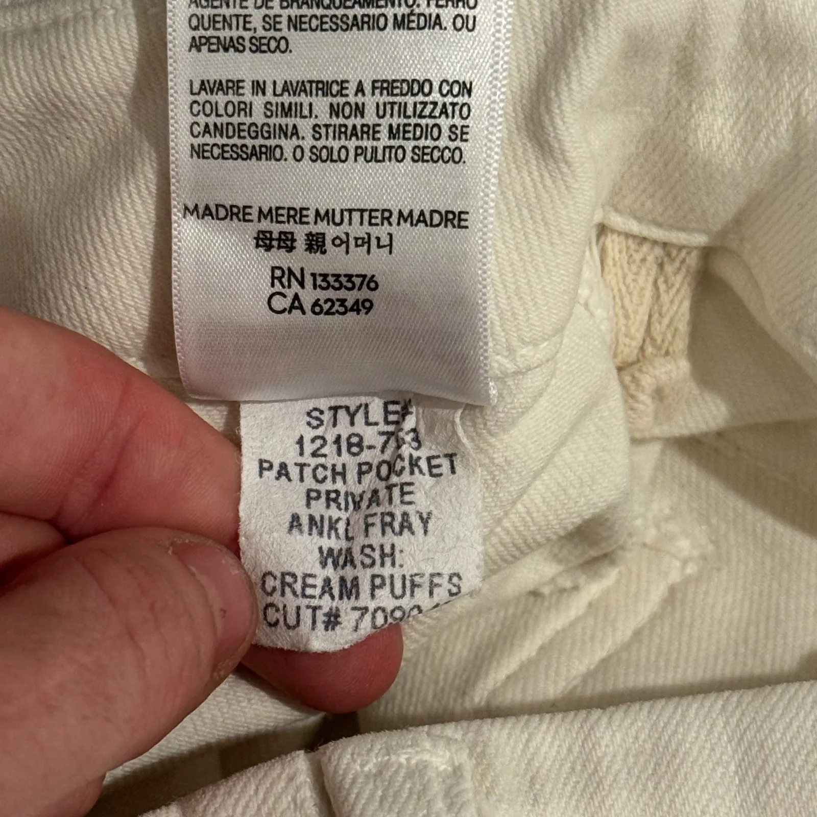 MOTHER Patch Pocket Private Ankle Fray Crop Jeans Cream Puffs Cut 7092 Size 24 - Image 7