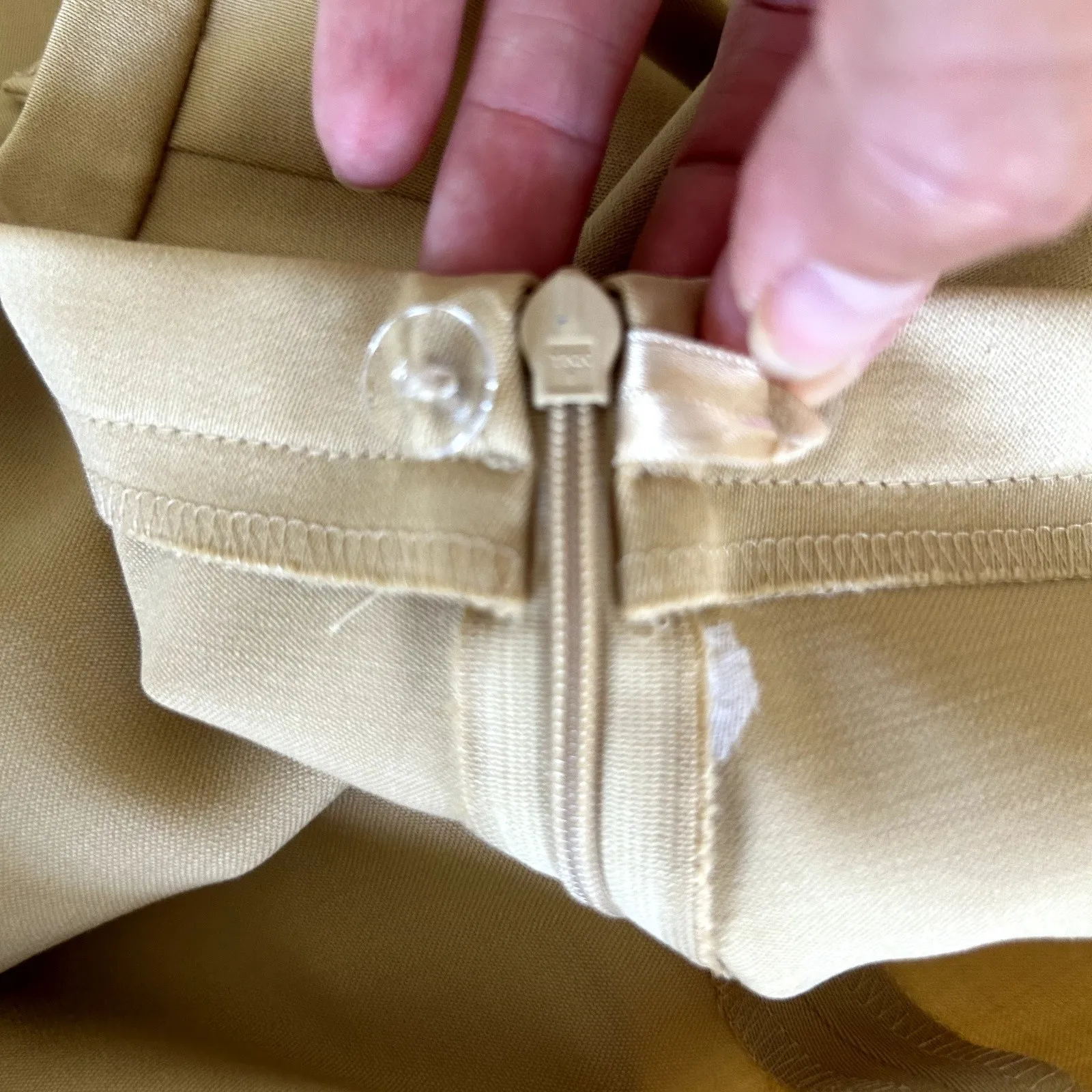 ESCADA Womens Beige Straight Leg Pants Beige New Wool Flat Front DE 44 / US L Tan Size L - Image 7