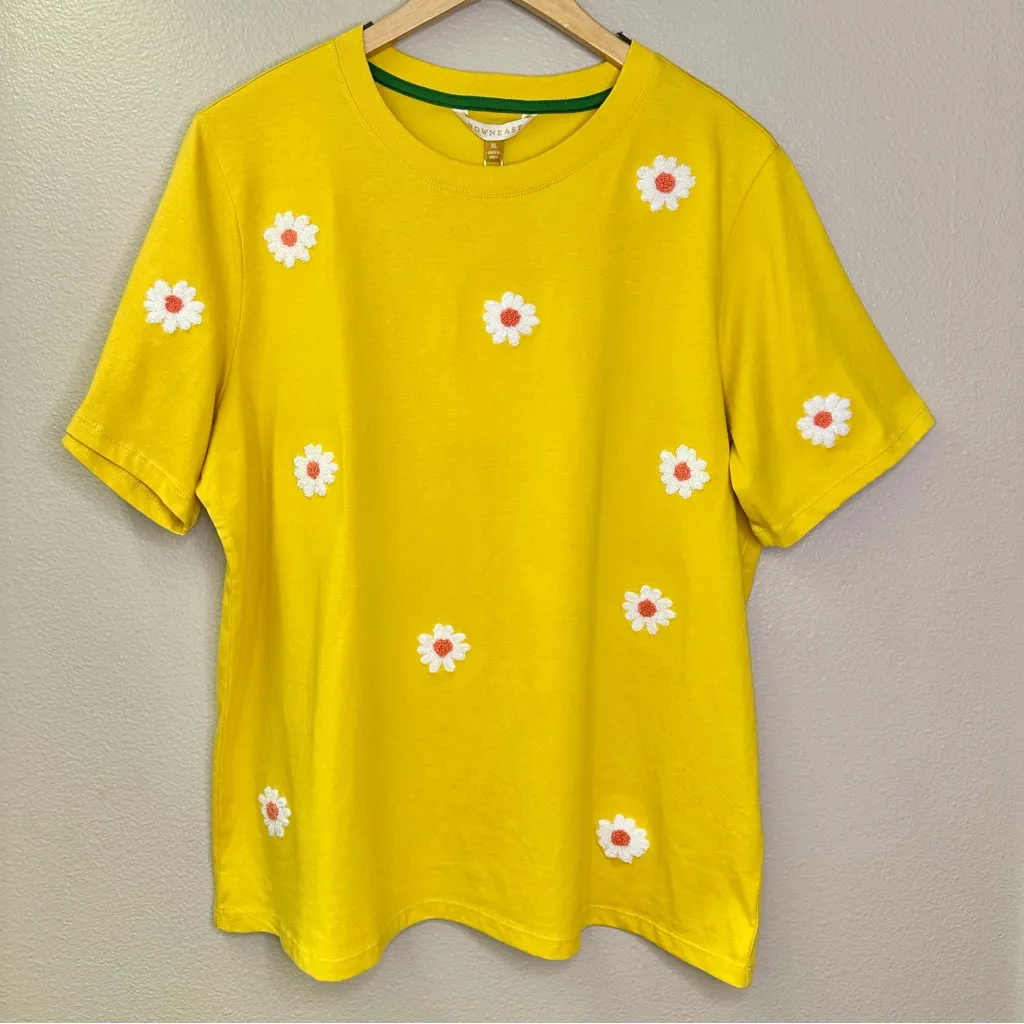 NWT DownEast Pretty Petal Misted Yellow Tee Floral Detail Cotton Short Sleeve - Image 2