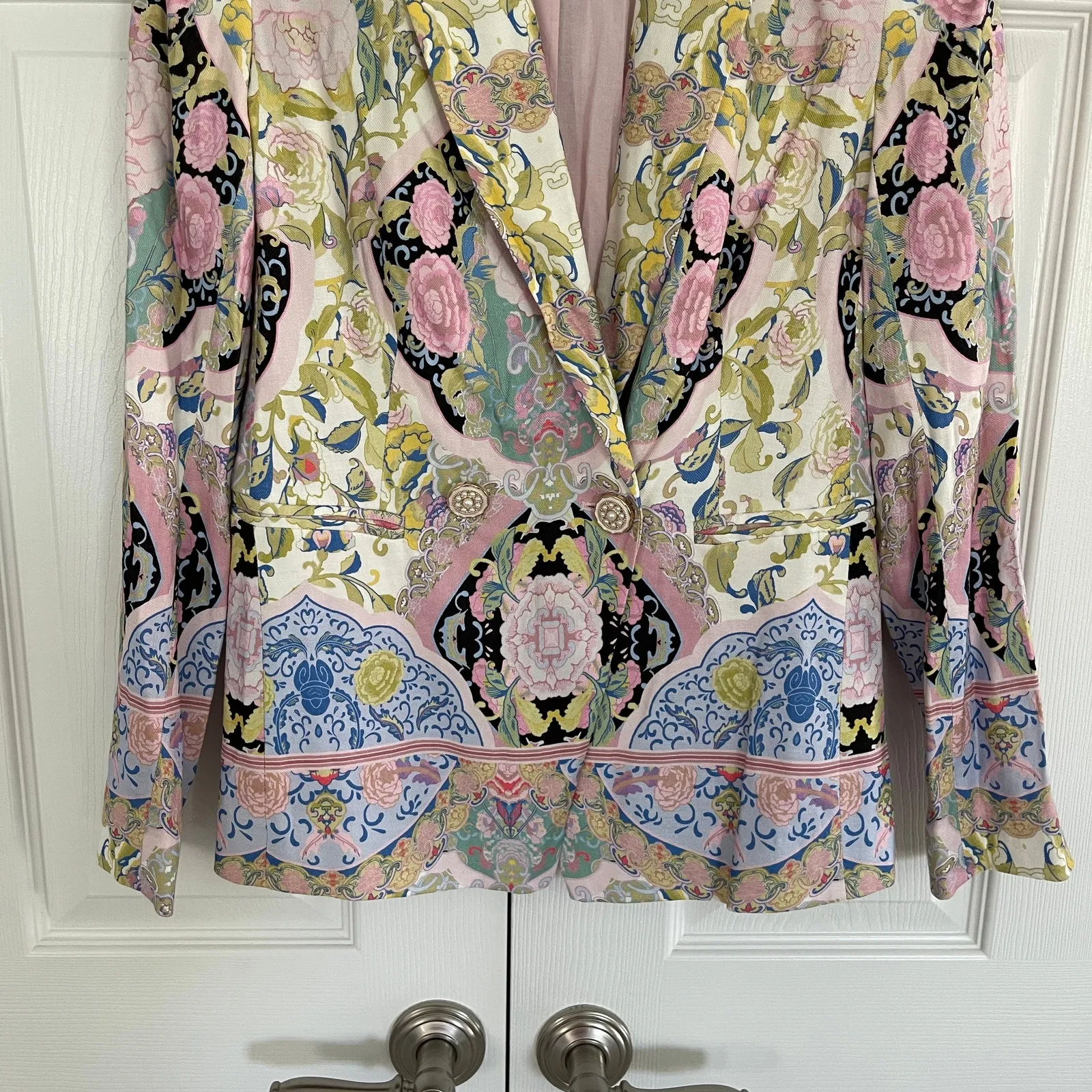 Elie Tahari The Skylar Linen-blend Blazer in Summer Damask Print - Image 4