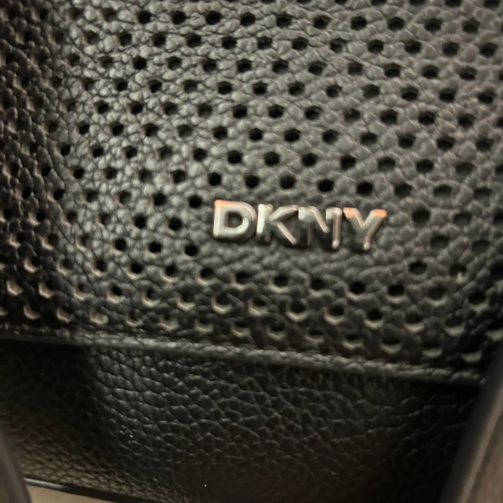 DKNY Textured Black Handbag-Lovely!! Like new-one handle has small fray - Image 6