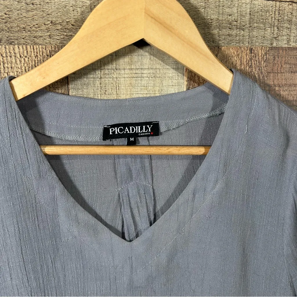 Picadilly Canada Gray Lagenlook Tunic Top M Roll Tab Sleeves Pockets Asym Hem Size M - Image 4