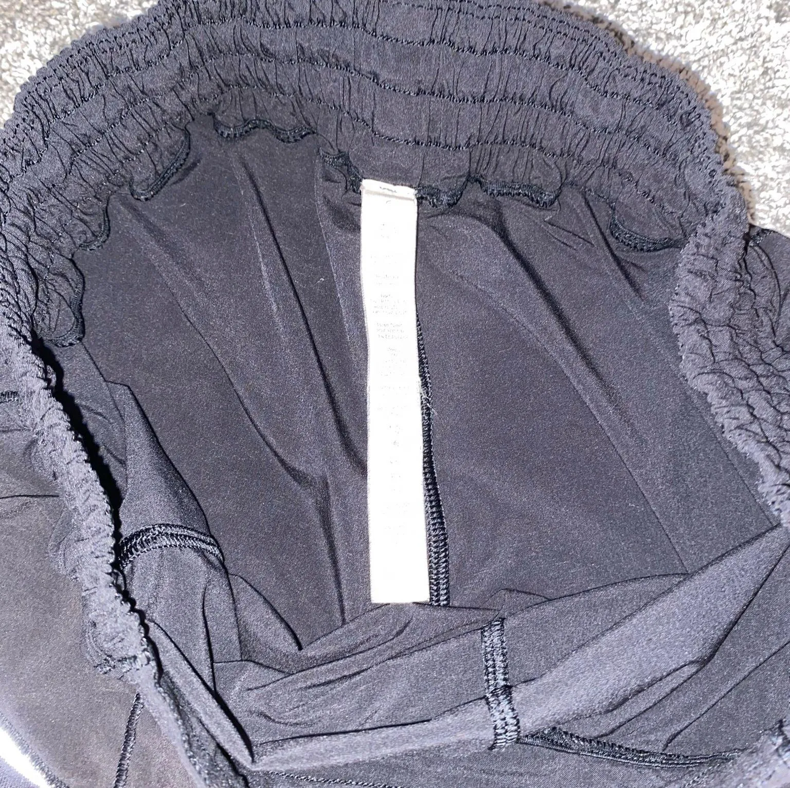 Lululemon Hotty Hot Shorts High Rise 4" - Image 4