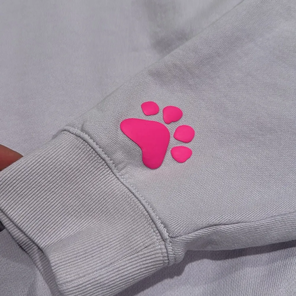 Wildfox **NWT**  “Dogs Love Me” Crewneck - Image 5