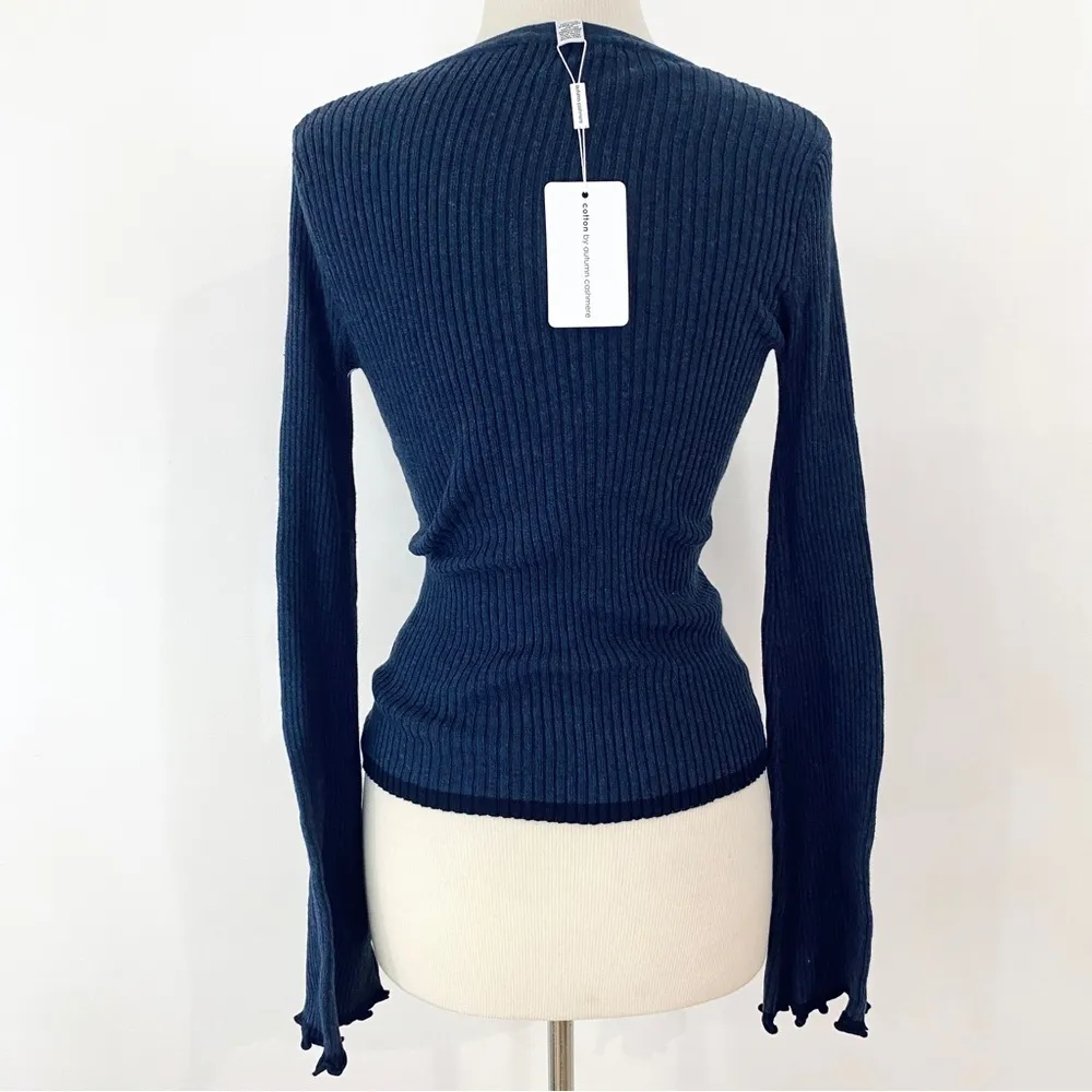 Autumn Cashmere bell sleeves 100% cotton Italian yarn ribbed V-neck top - Image 4