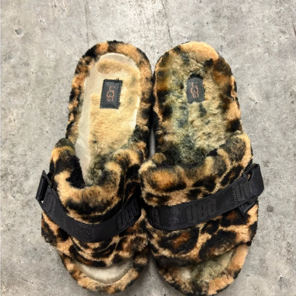 UGG brand Women's  Fluffita Panther Print Sandals Slippers size 10.5 - Image 3