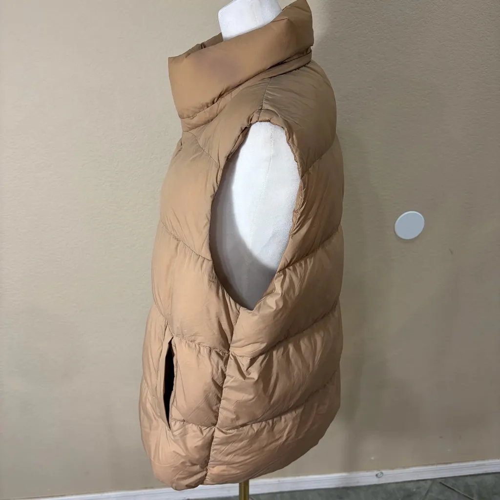 Uniqlo Women's Light Brown Puffer Vest Down Filled Sz L Casual Outdoor Travel - Image 6