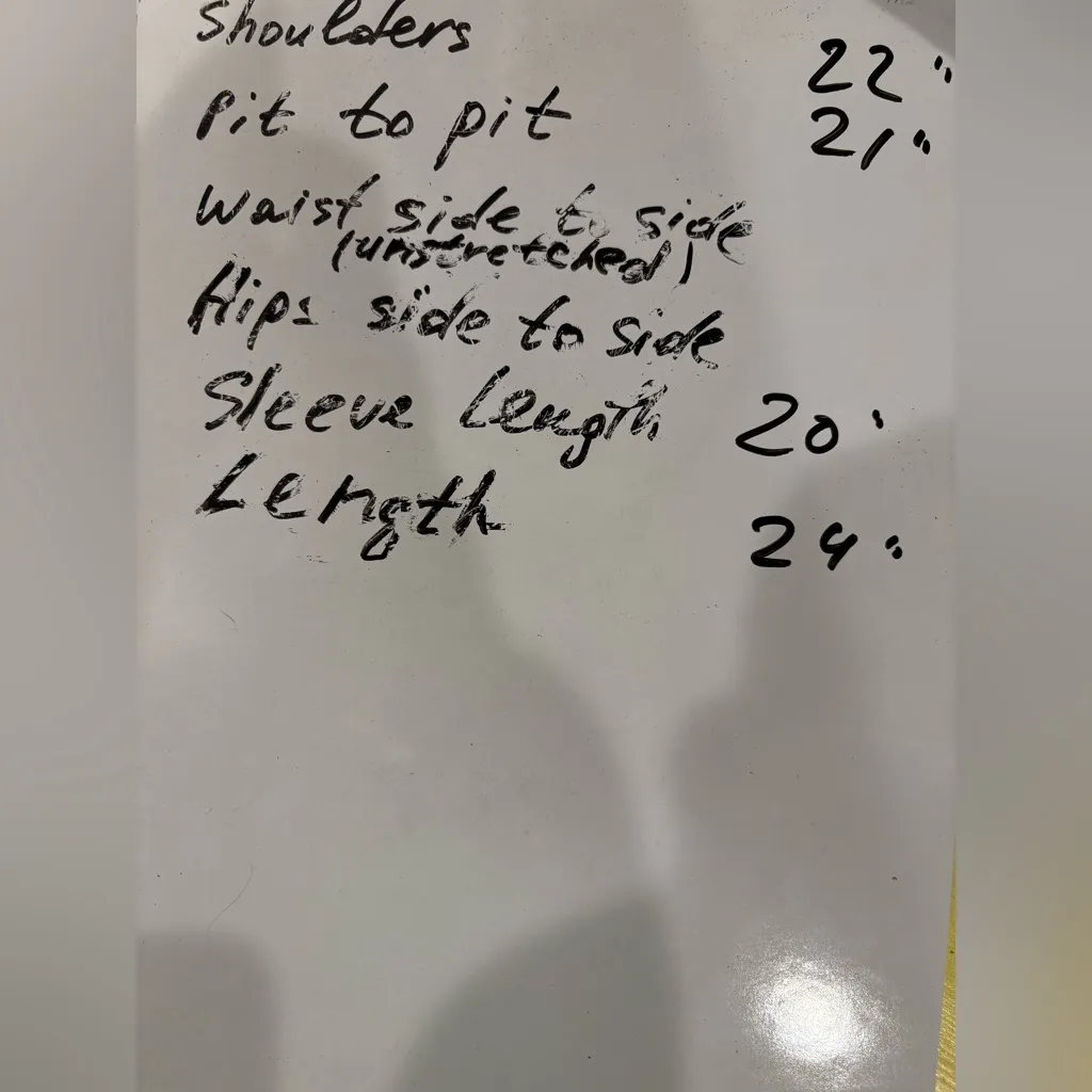 Milan kiss cotton blend roses sweater gray red sz M Size M - Image 5