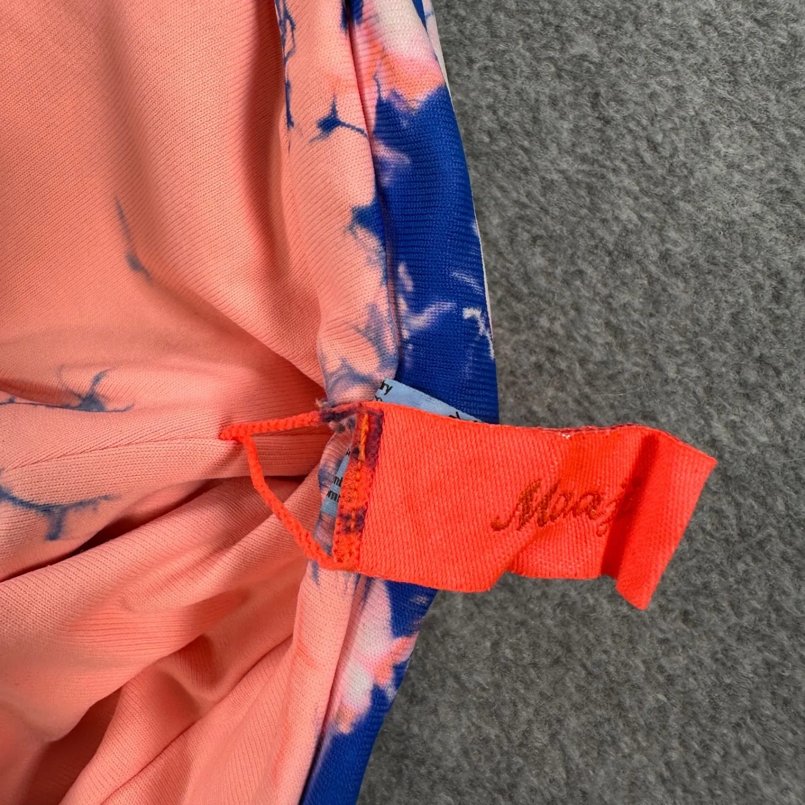 Maaji Marble Allure Long Line Reversible Bikini Top Women's Small Blue Pink Tie - Image 4