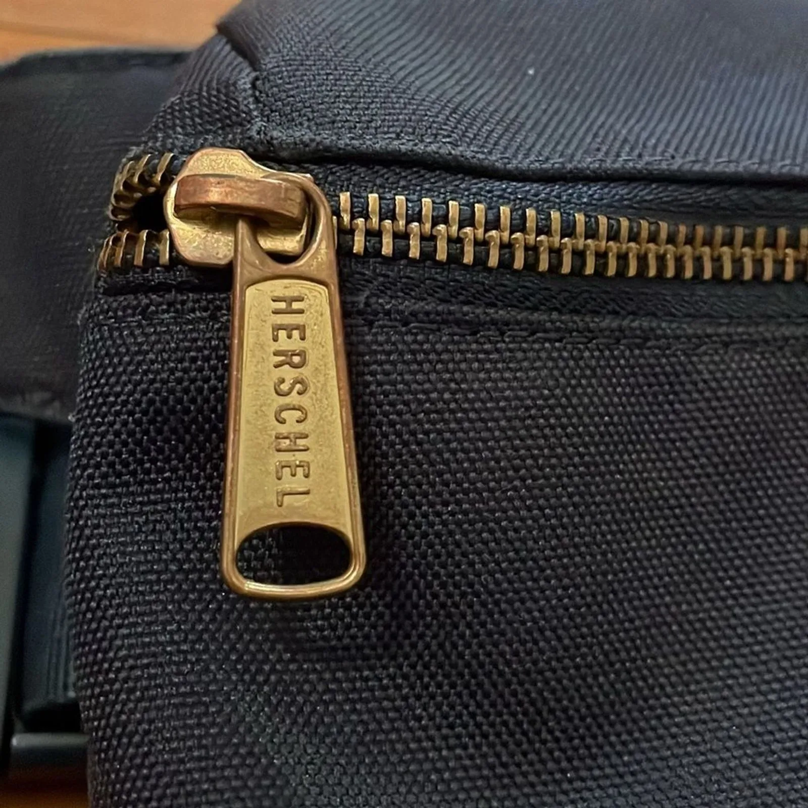 Herschel Supply Company Navy Blue Hip Pack Bag Unisex One Size Fanny Pack Travel - Image 12