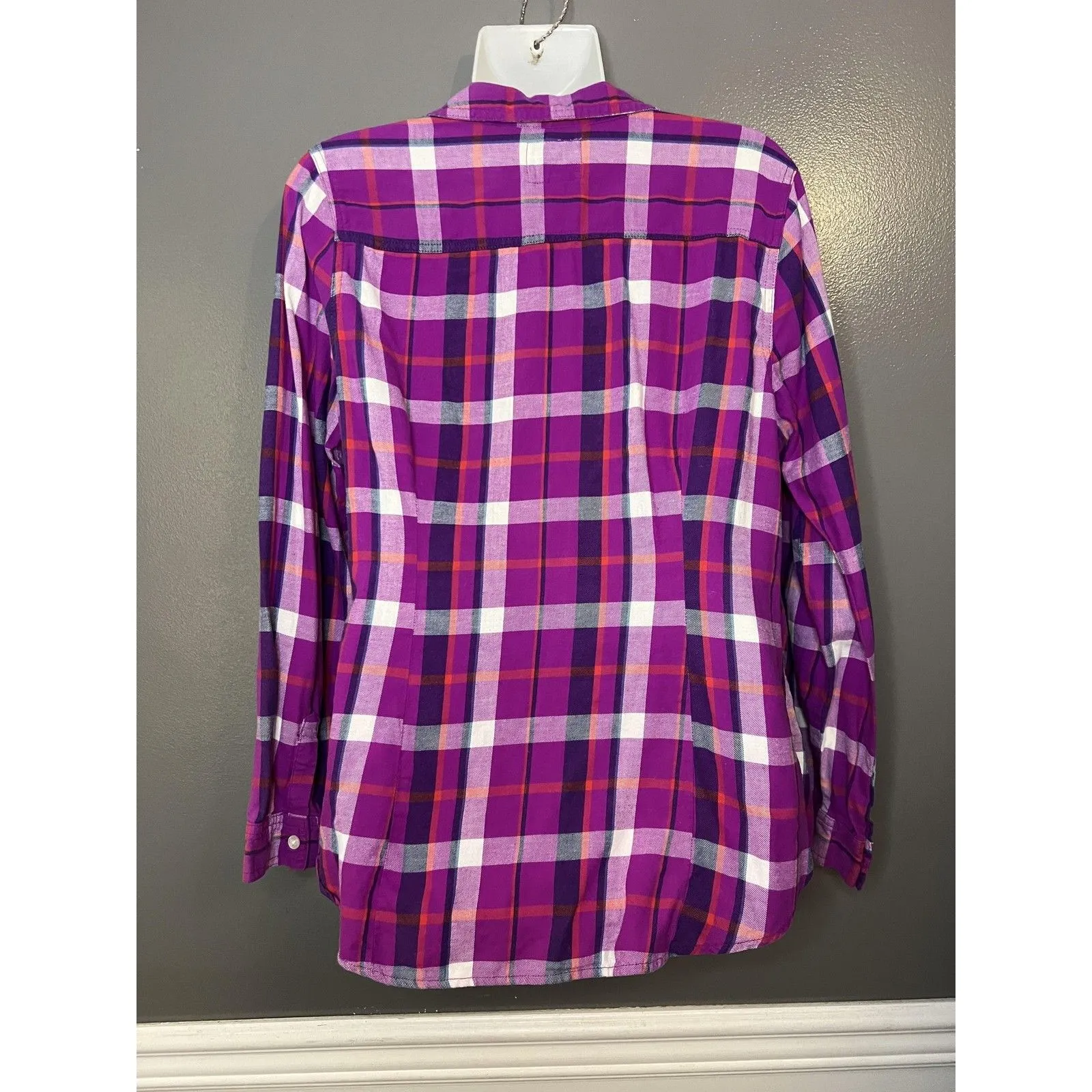 Old Navy Shirt Womens Large Purple Pink Plaid Flannel Button Up Long Sleeve - Image 4
