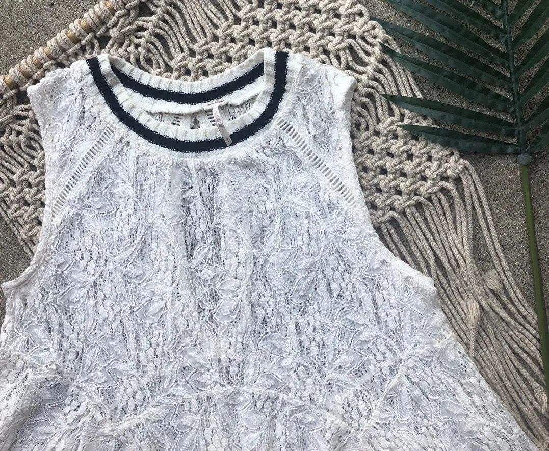 Lace Tank Top Medium - Image 7