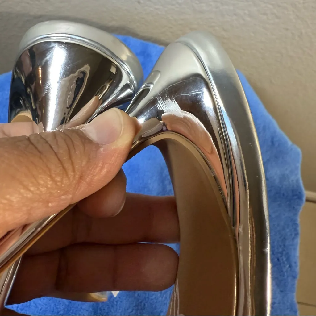 Cult of Coquette Goldie Clear Drip Chandelier open toe Mules SZ:5.5 Silver - Image 5