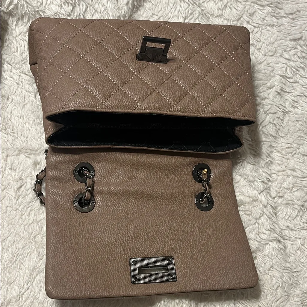 Aldo Taupe Quilted Shoulder Bag - Image 12