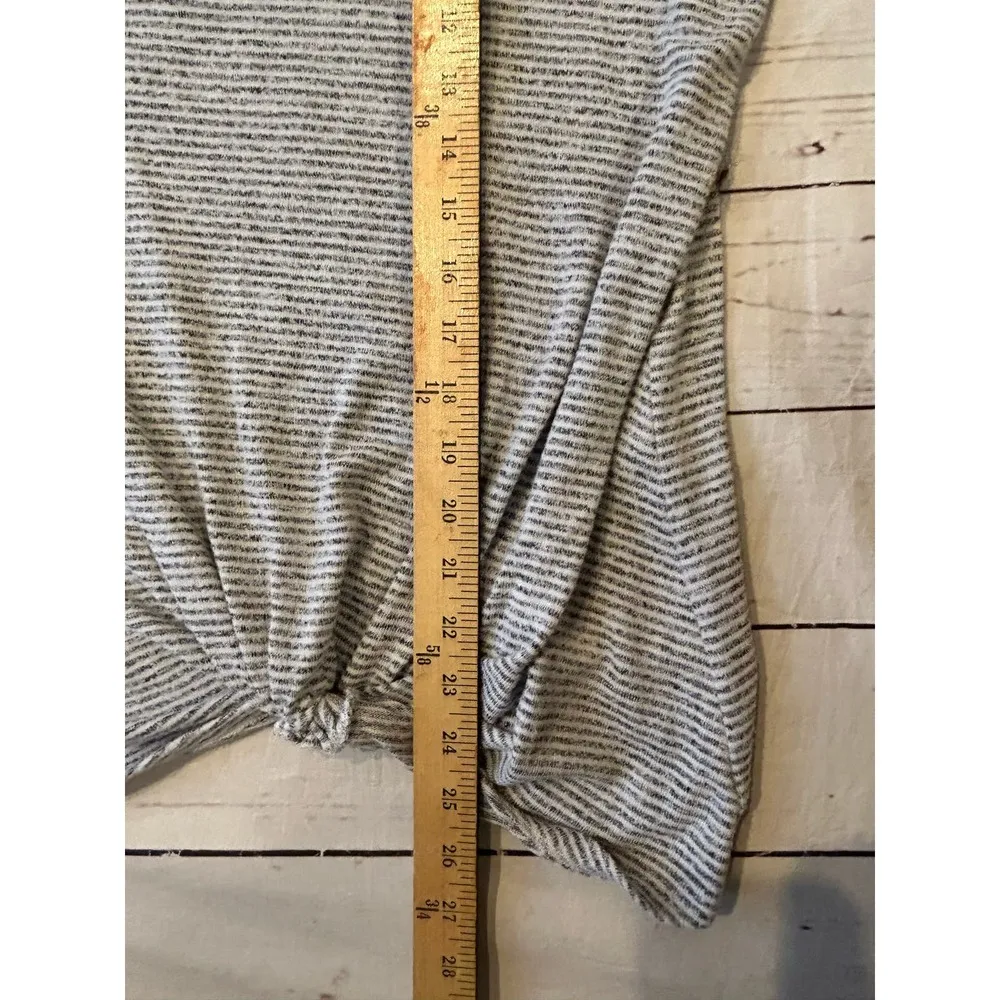 Matty M Women’s Grey Striped Large Classic Basic Preppy 3/4 Sleeve Sweater - Image 6