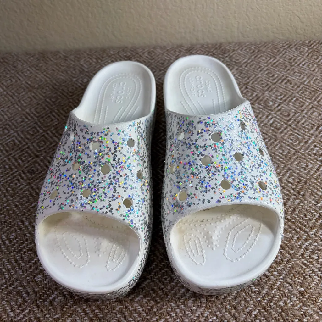 Crocs White Sparkly Stars Open Toe Platform Sandals Slides Slip On Sz 10 Retro - Image 5