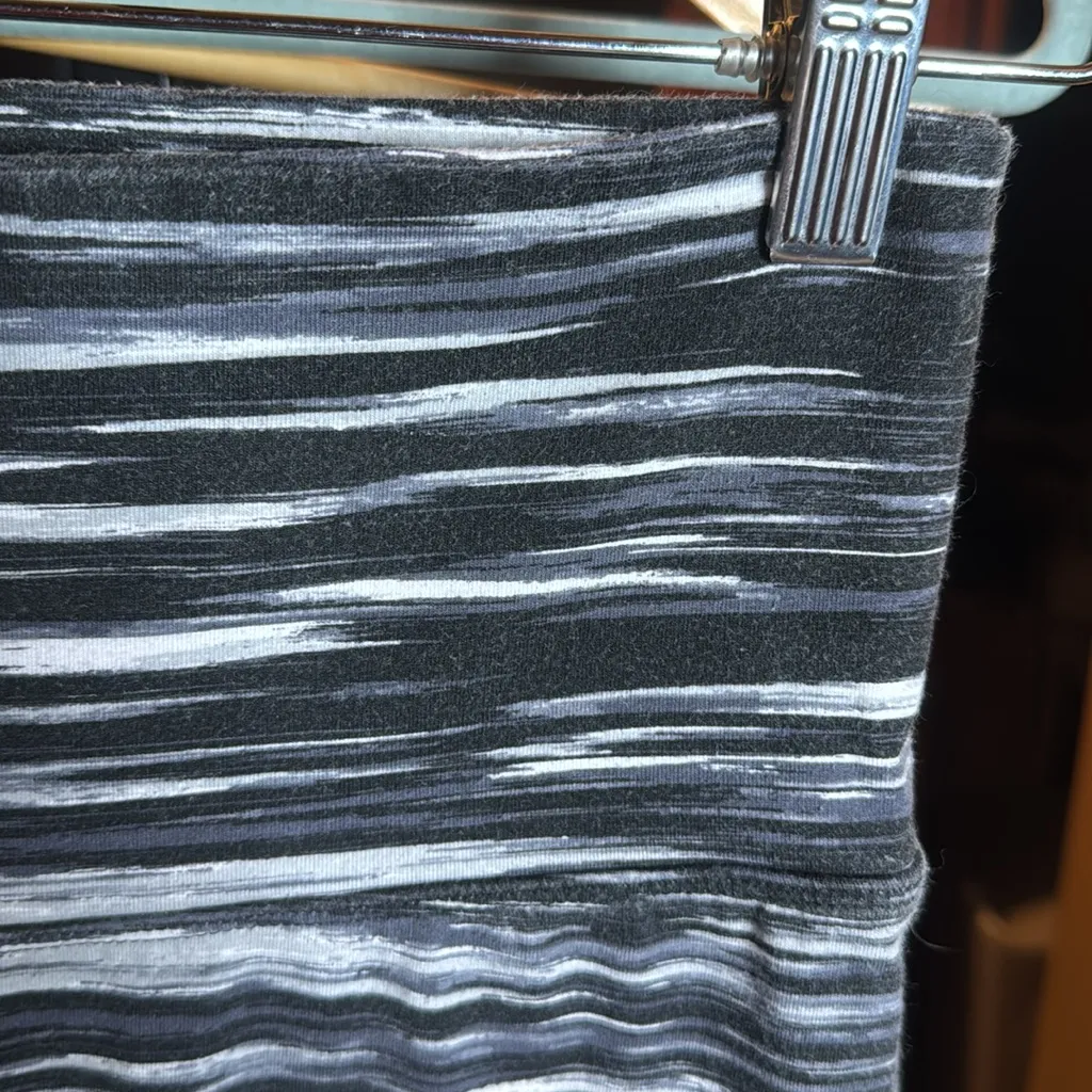 Aeropostale LLD Space Dye Lace-Up Crop Yoga Leggings Size Small - Image 5