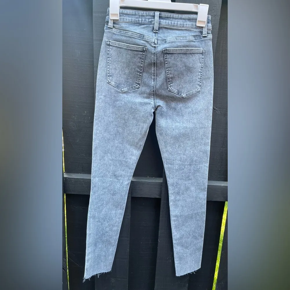 Pistola Women's Aline High Rise Skinny Jeans NWOT Light Grey Size 26 - Image 4